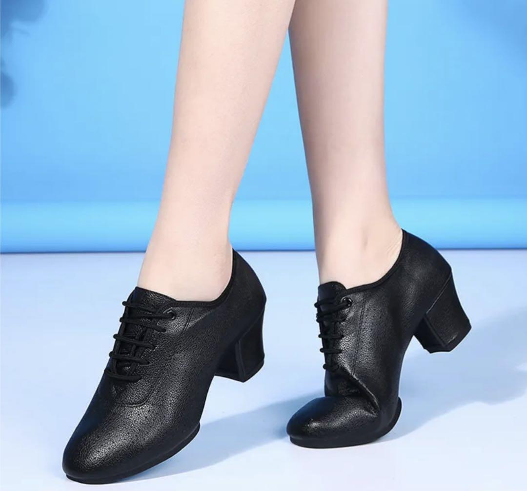 社交ダンス、ジャズダンスシューズ　ブラック　合成皮革２２.５cm ５cmヒール