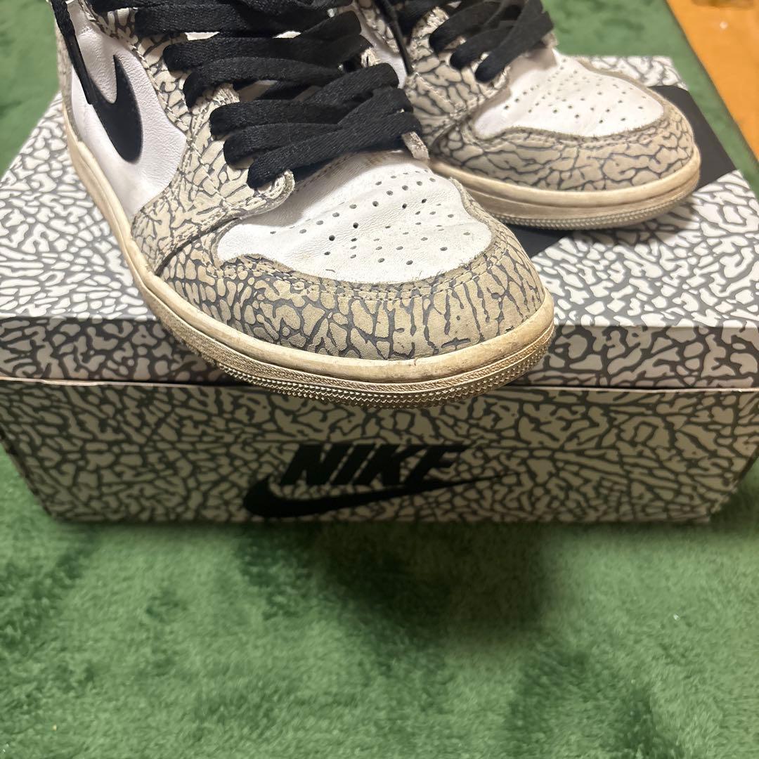 NIKE Air Jordan 1 Retro ホワイトセメント