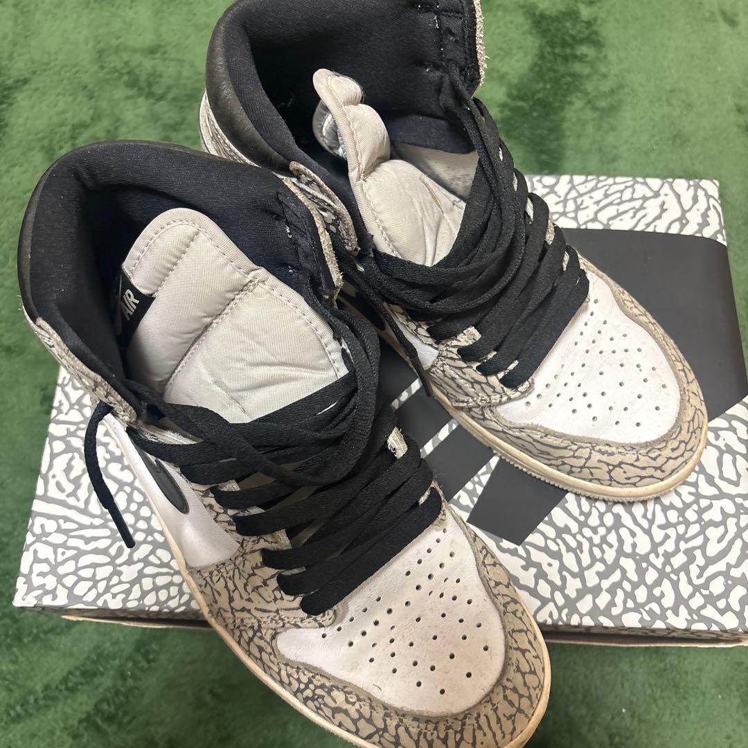 NIKE Air Jordan 1 Retro ホワイトセメント