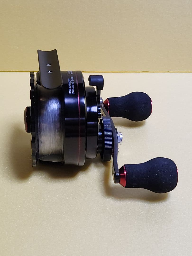 FUN TOOL　黒王　レフトハンドル　筏　かかり釣り　片軸リール　リール