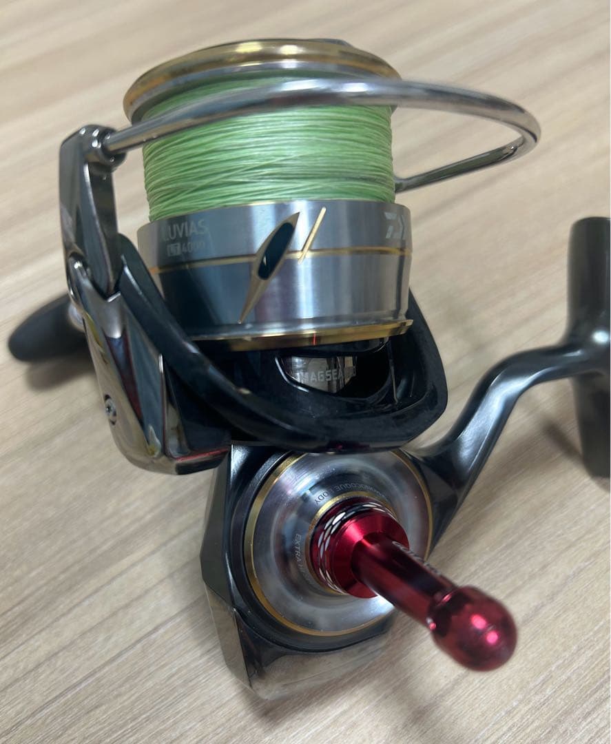 Daiwa 20ルビアスLT 4000-CXH SLPワークス替えスプール付き