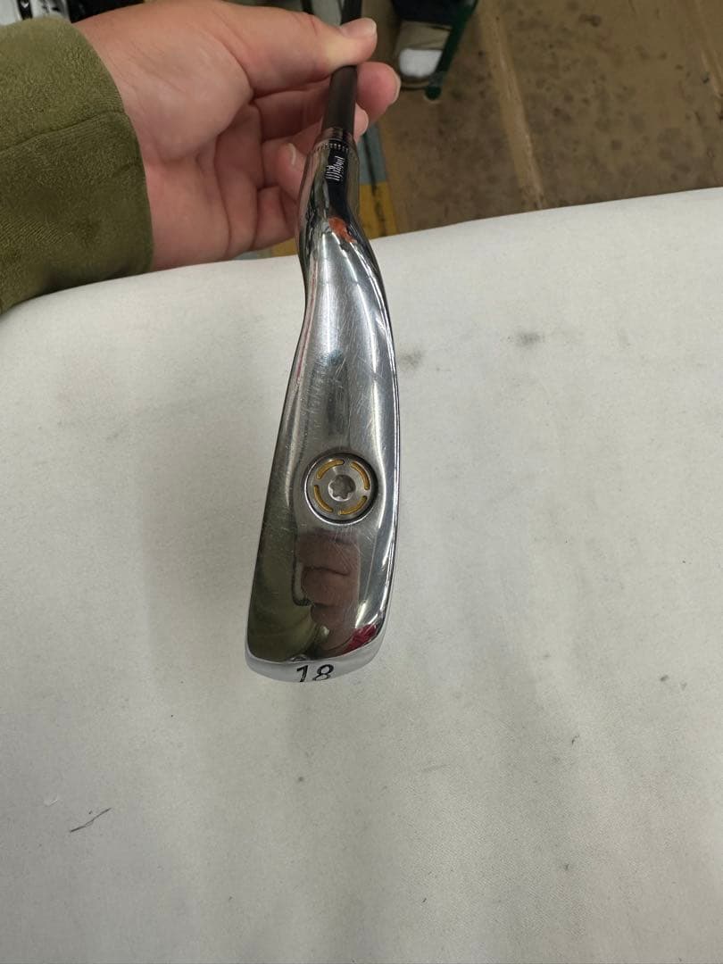 Wilson STAFF MODEL 18度