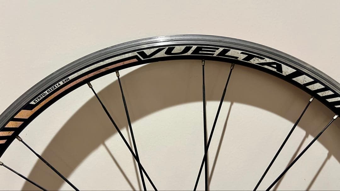 VUELTA 700C ホイール クリンチャー10速