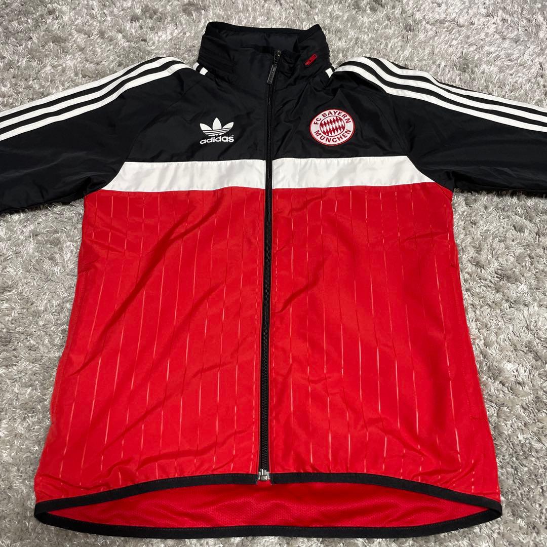 adidas FC Bayern München ナイロンジャケット