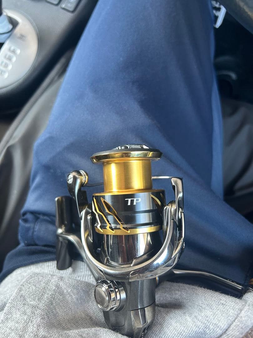 SHIMANO 20ツインパワーc3000xg