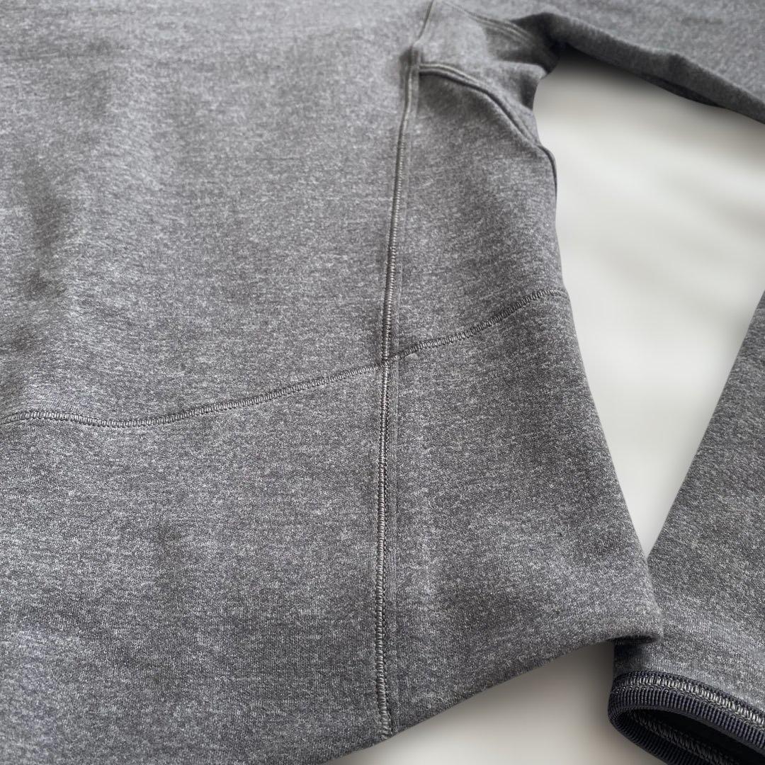 ルルレモン　lululemon グレー ハイネックジャケット サイドポケット付き
