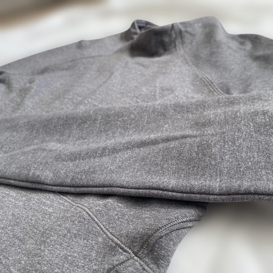 ルルレモン　lululemon グレー ハイネックジャケット サイドポケット付き