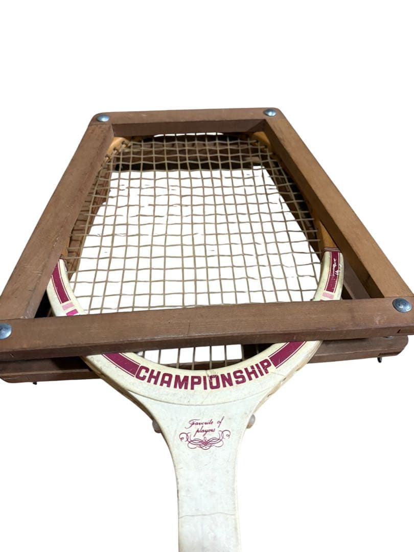 YONEX CHAMPIONSHIPS テニスラケット 希少　レトロモダン