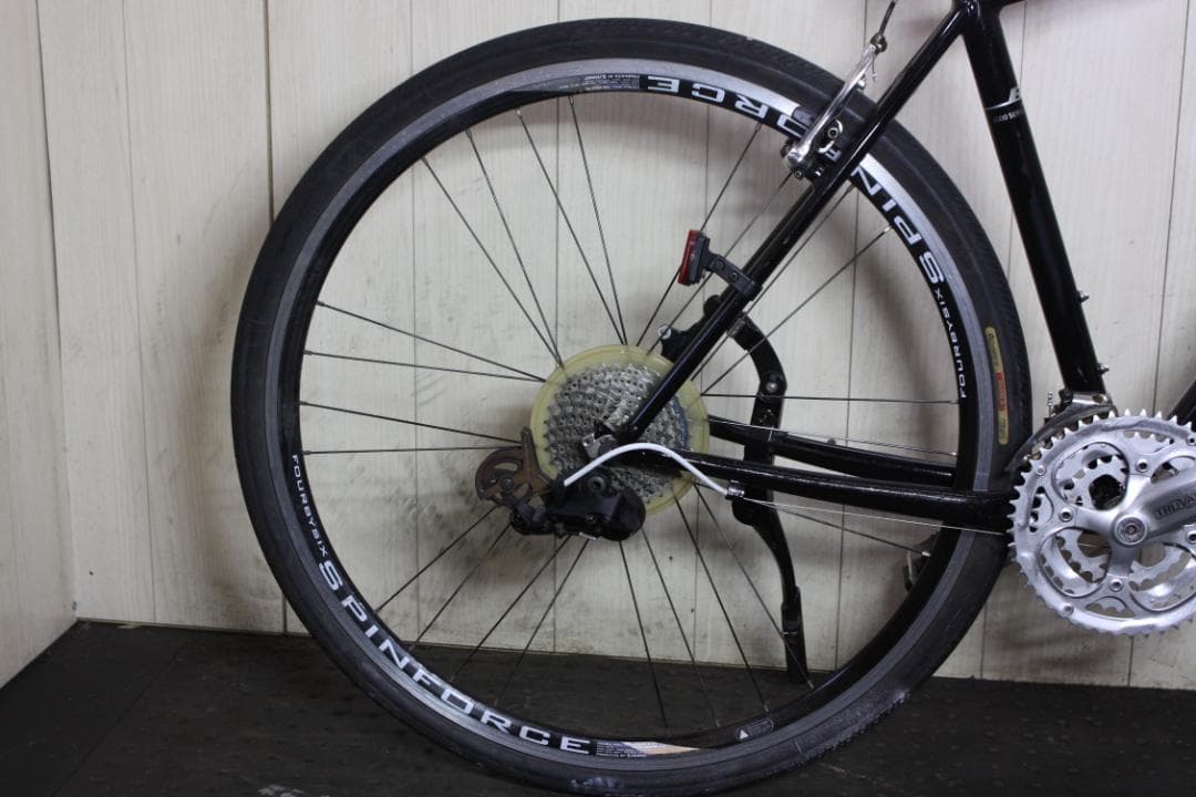 GIANT GLIDE R3 700C 24速 500mm ディスク対応クロス