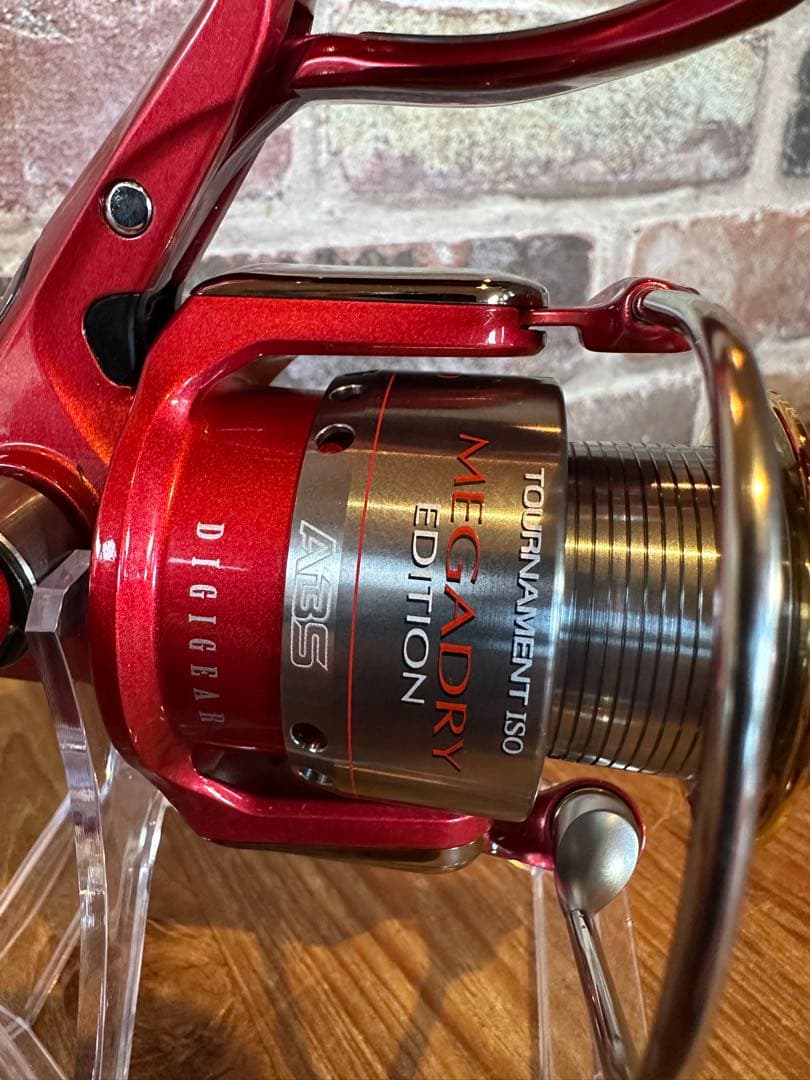 DAIWA/ダイワ トーナメント ISO メガドライエディション2500LBD