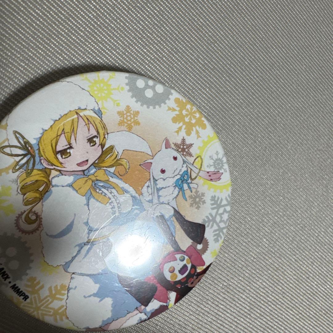 まどか⭐︎マギカ　雪まつり　缶バッジ　マミ