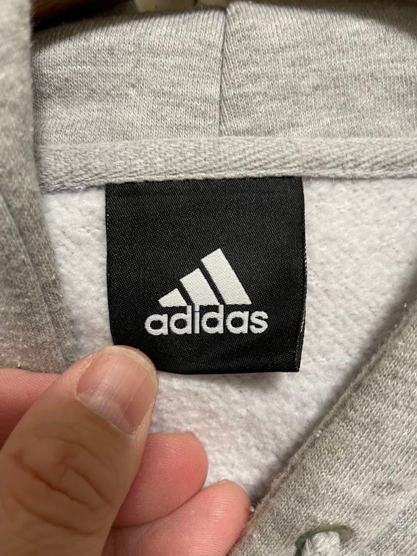 adidas シカゴブルズパーカー