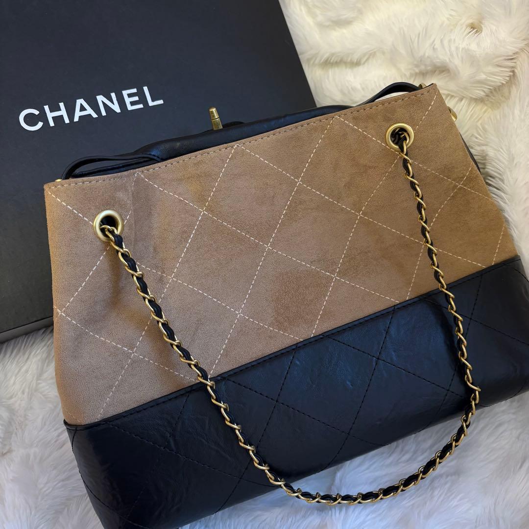 CHANEL ショルダーバッグ　バイカラー