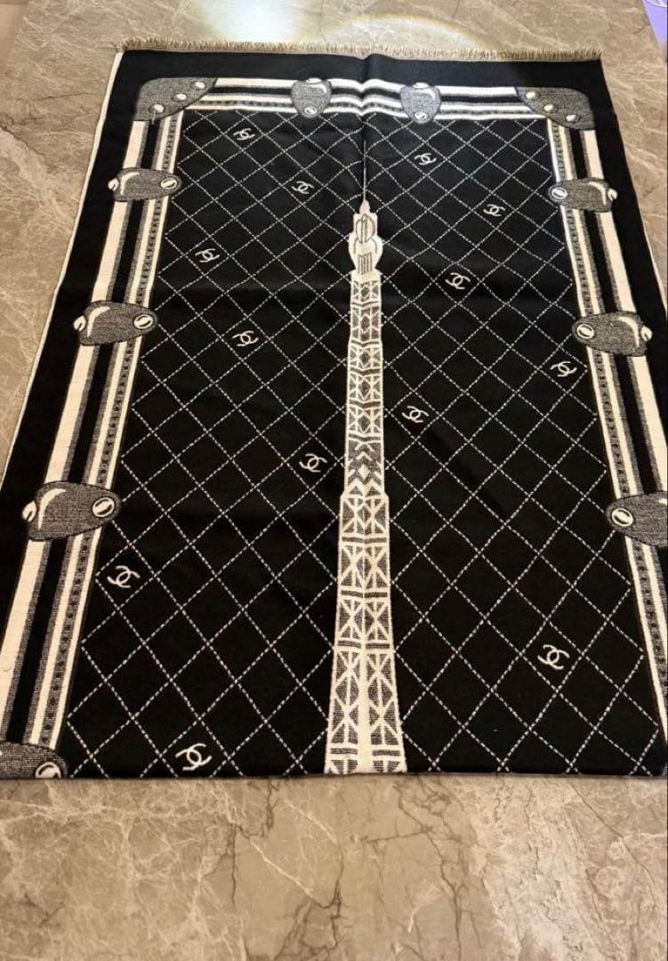 CHANEL シャネル　スカーフ　ストール　VIP gift エッフェル塔