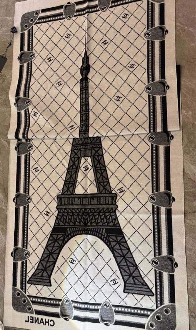 CHANEL シャネル　スカーフ　ストール　VIP gift エッフェル塔