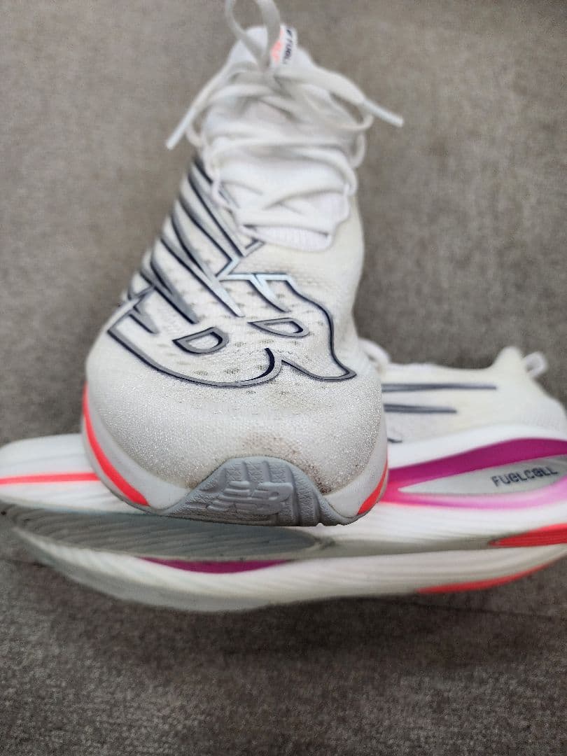 スパイク・シューズ New Balance FUELCELL SuperComp ELITE