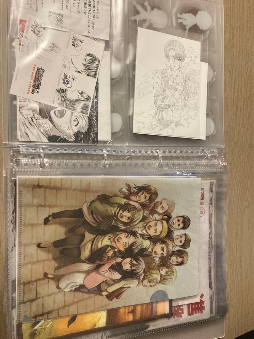 進撃の巨人　劇場版　アクスタ　入場特典　完結記念　フライヤー　1番くじ