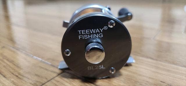 新品Teeway_BL25ベイトリール左ハンドル浅溝小型中華アンバサダー