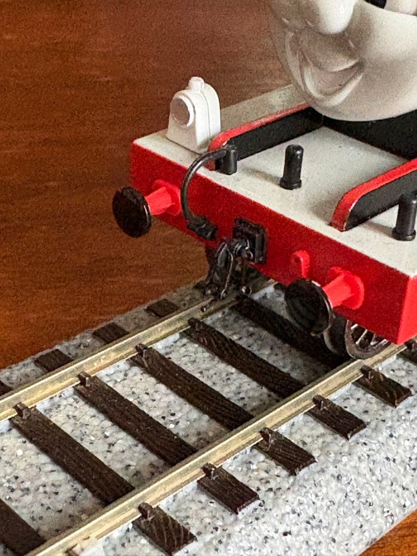 トーマス　hoゲージ ジェームス　bachmann