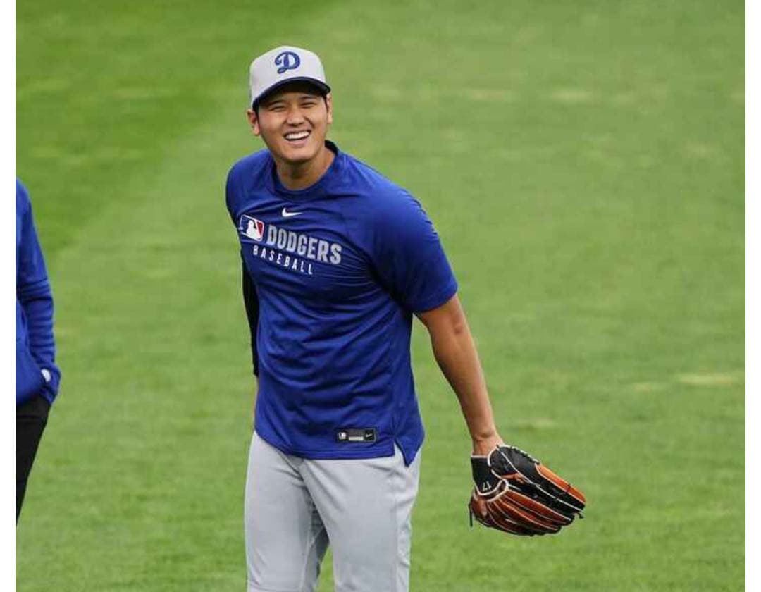 ドジャース 選手着用モデル プレゲームTシャツ サイズM ブラック MLB正規品