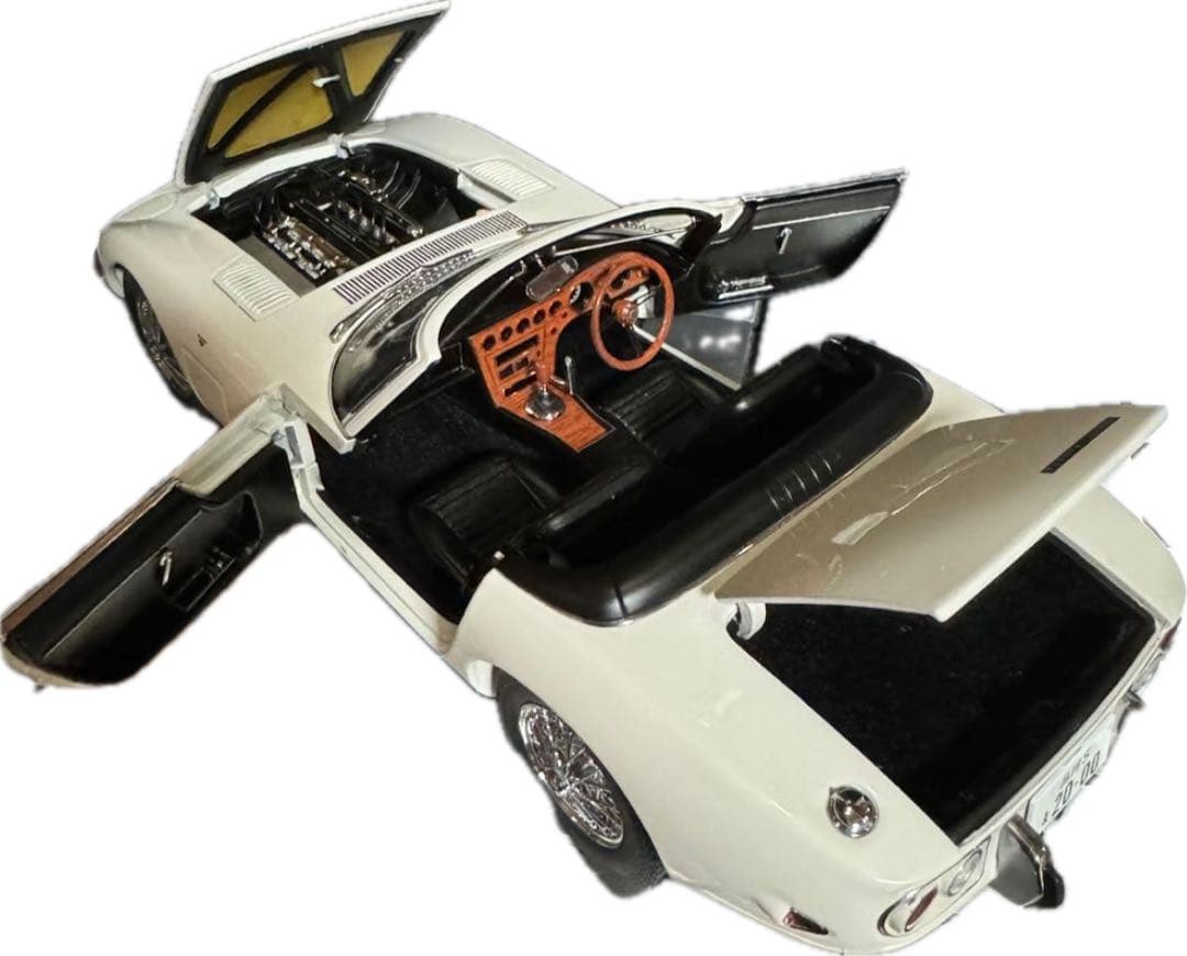 トヨタ 2000GT 007 絶版　1/18 箱あり　 オートアート製