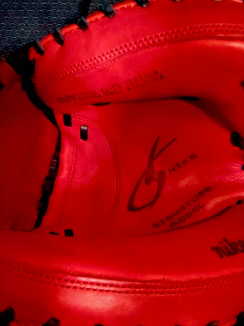 【美品】NIKE 城島健司モデル キャッチャーミット 軟式 レッド 廃盤 ナイキ