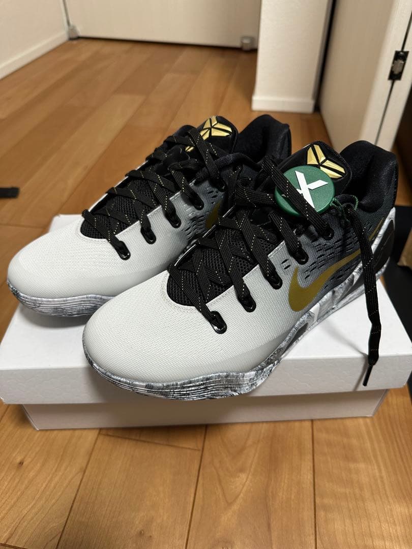 シューズ(男性用) Kobe 9 Low EM Protro \"Mambacita\"