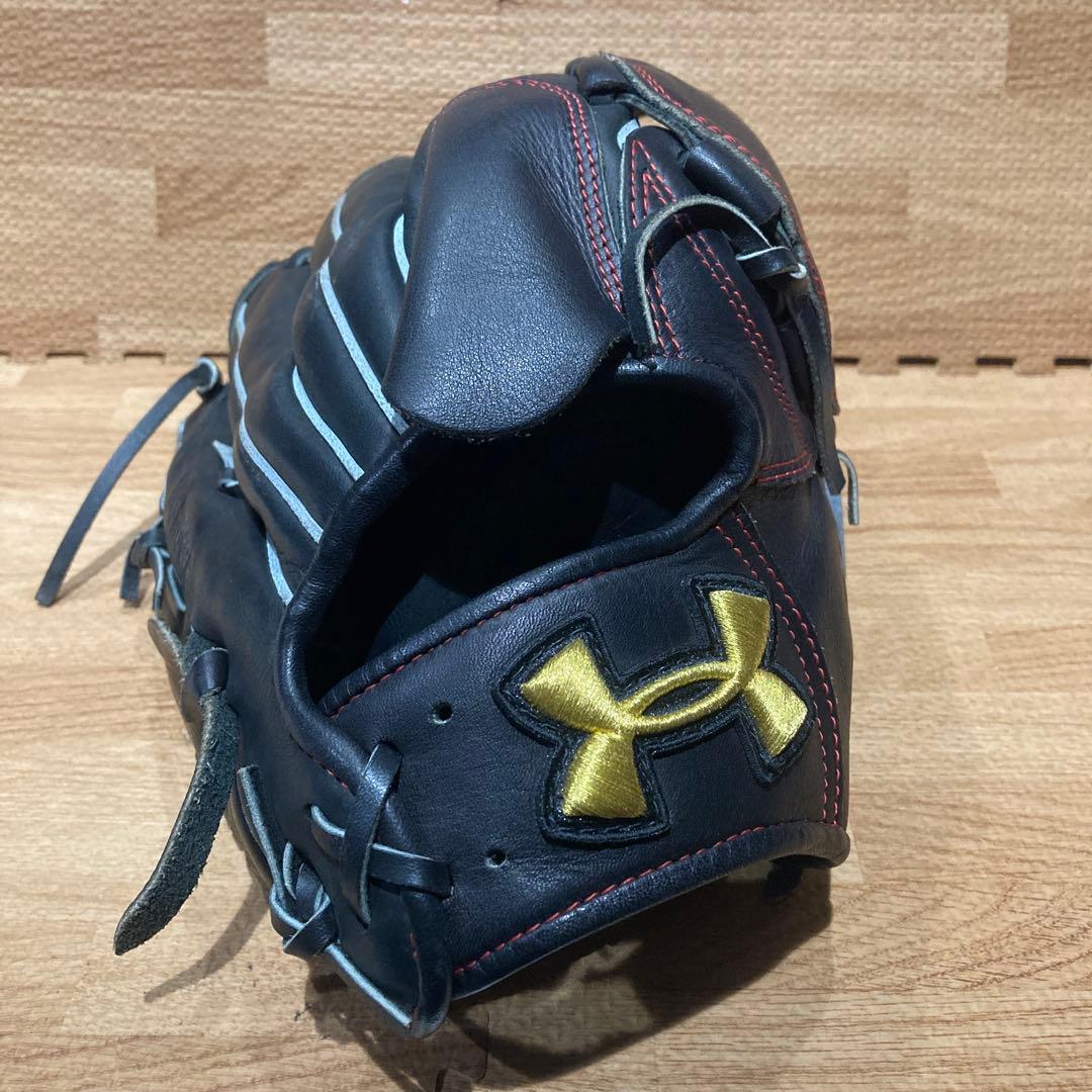 ⭐️UNDER ARMOUR 硬式 投手用 グローブ⭐️