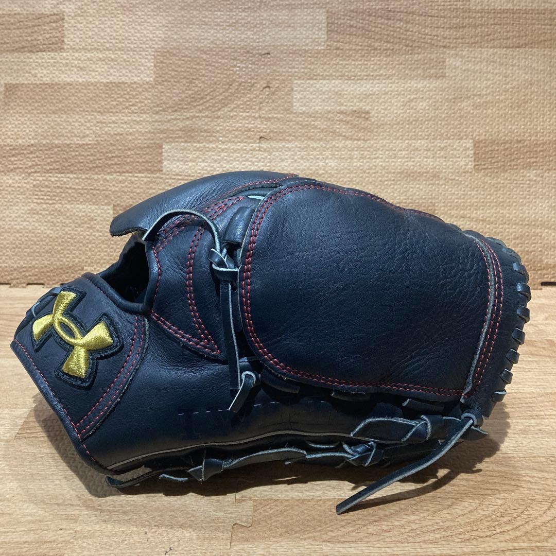⭐️UNDER ARMOUR 硬式 投手用 グローブ⭐️