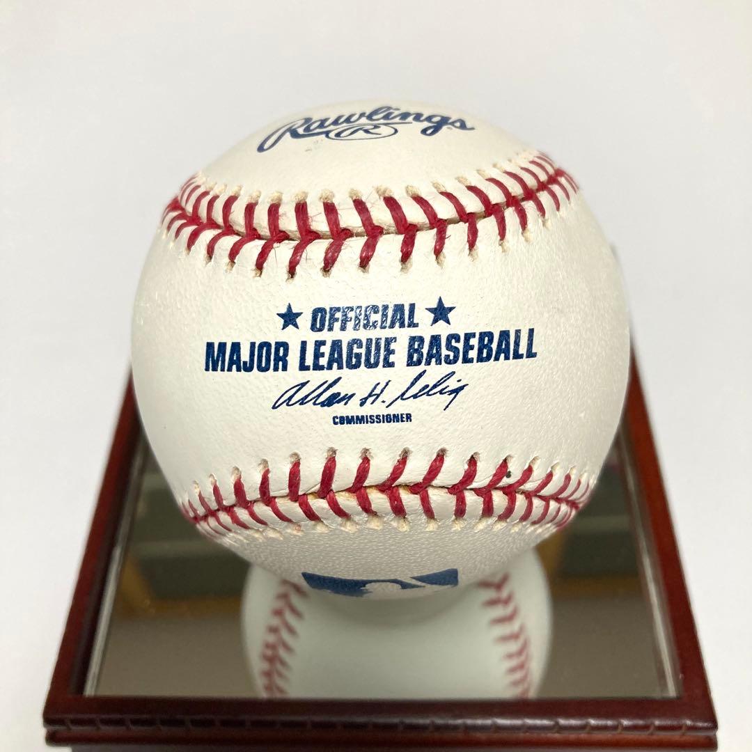 イチロー 選手　直筆サイン　MLB公式球　ガラスケース(紫外線保護)付