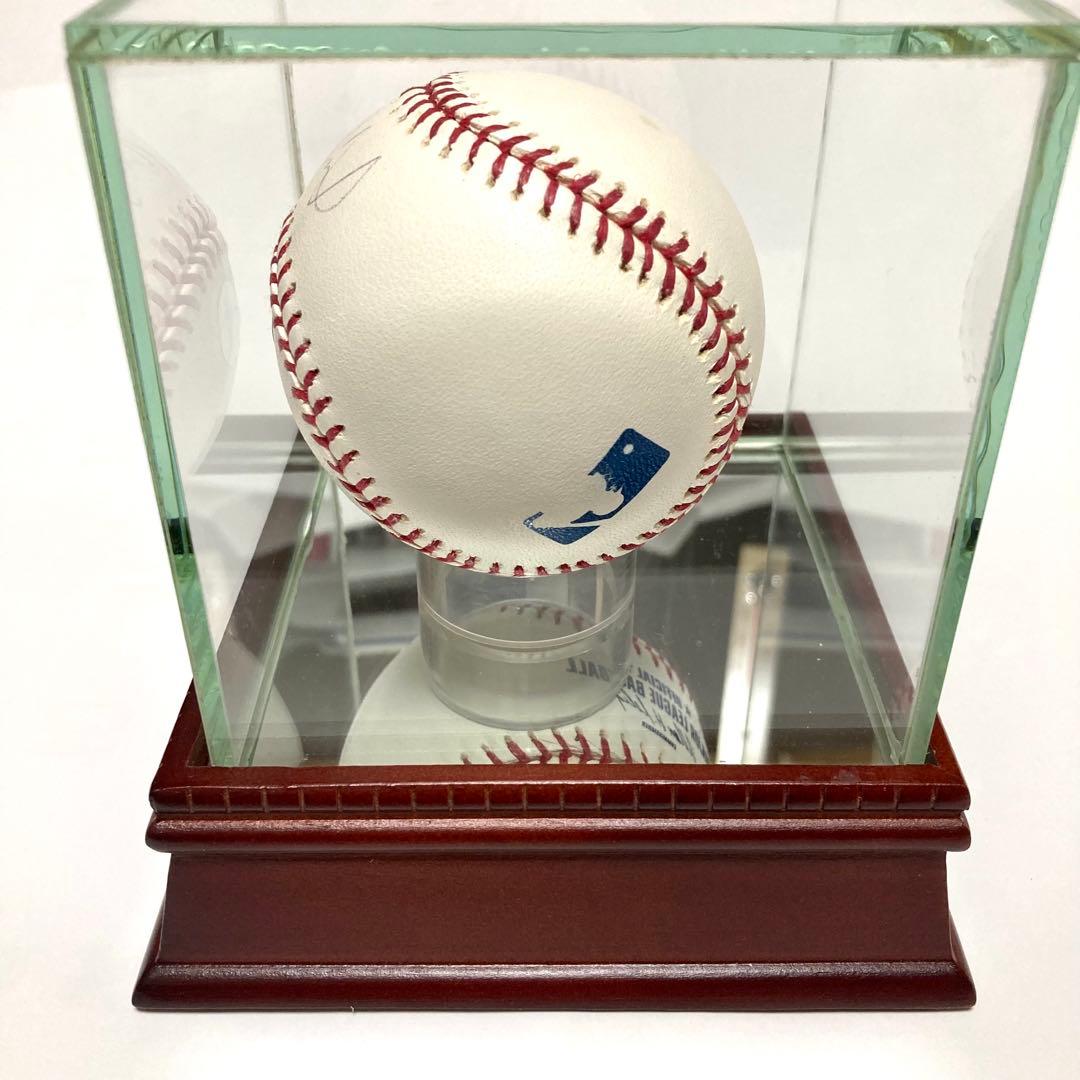 イチロー 選手　直筆サイン　MLB公式球　ガラスケース(紫外線保護)付