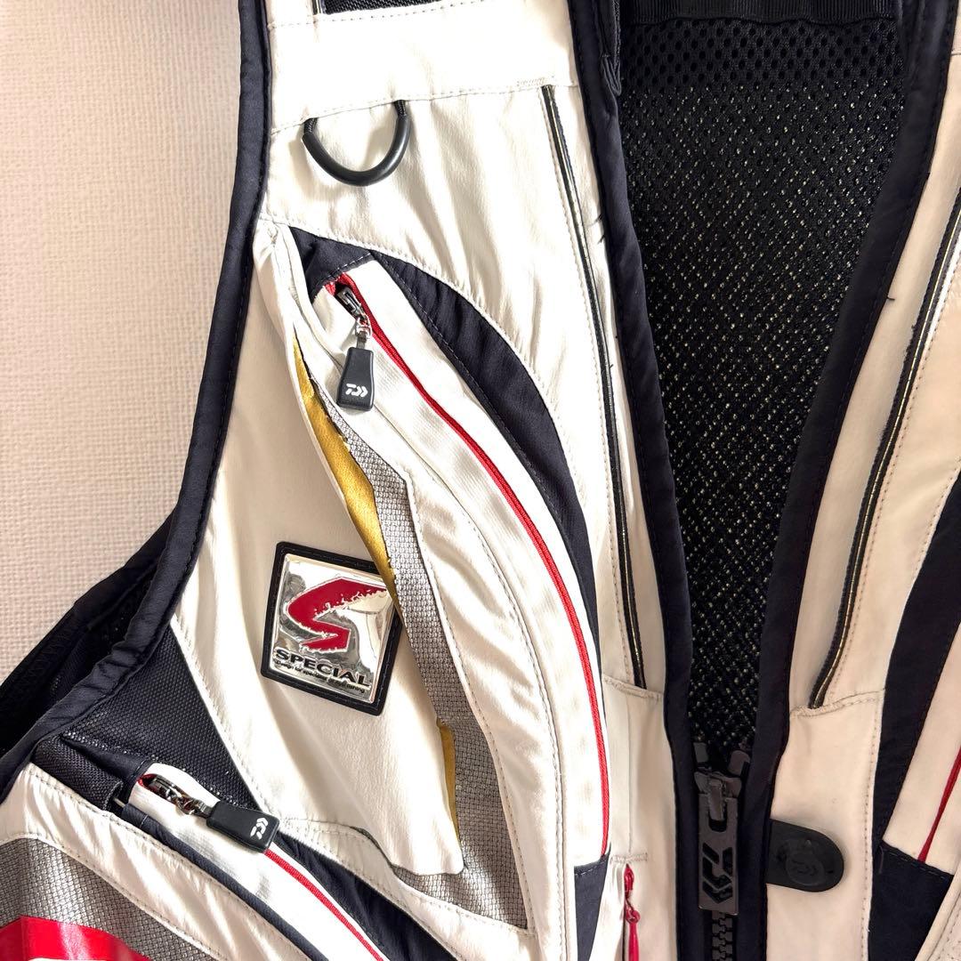 DAIWA フィッシングベストスペシャル