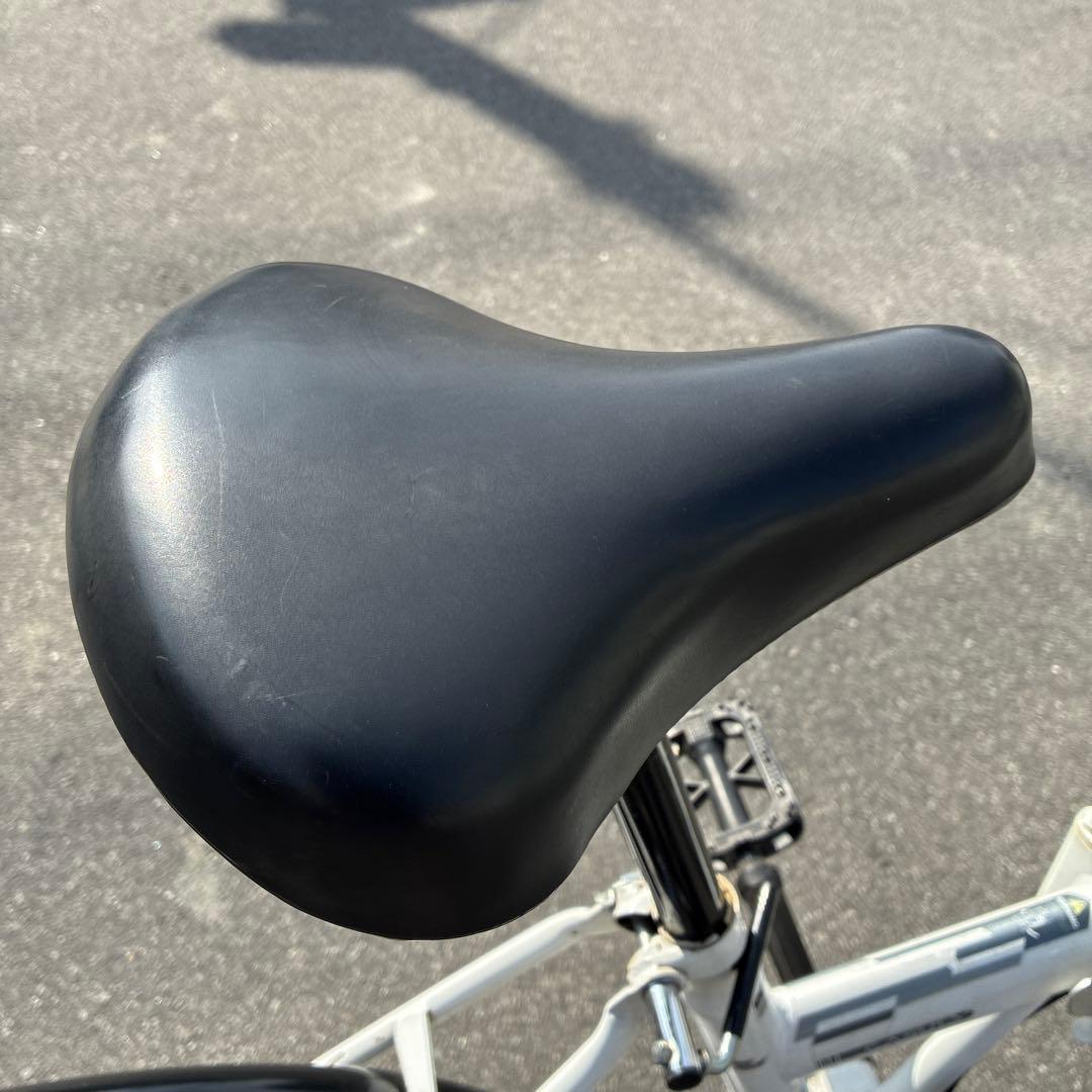 L25【大阪堺市/引取】中古 折りたたみ自転車 20インチ オートライト付き