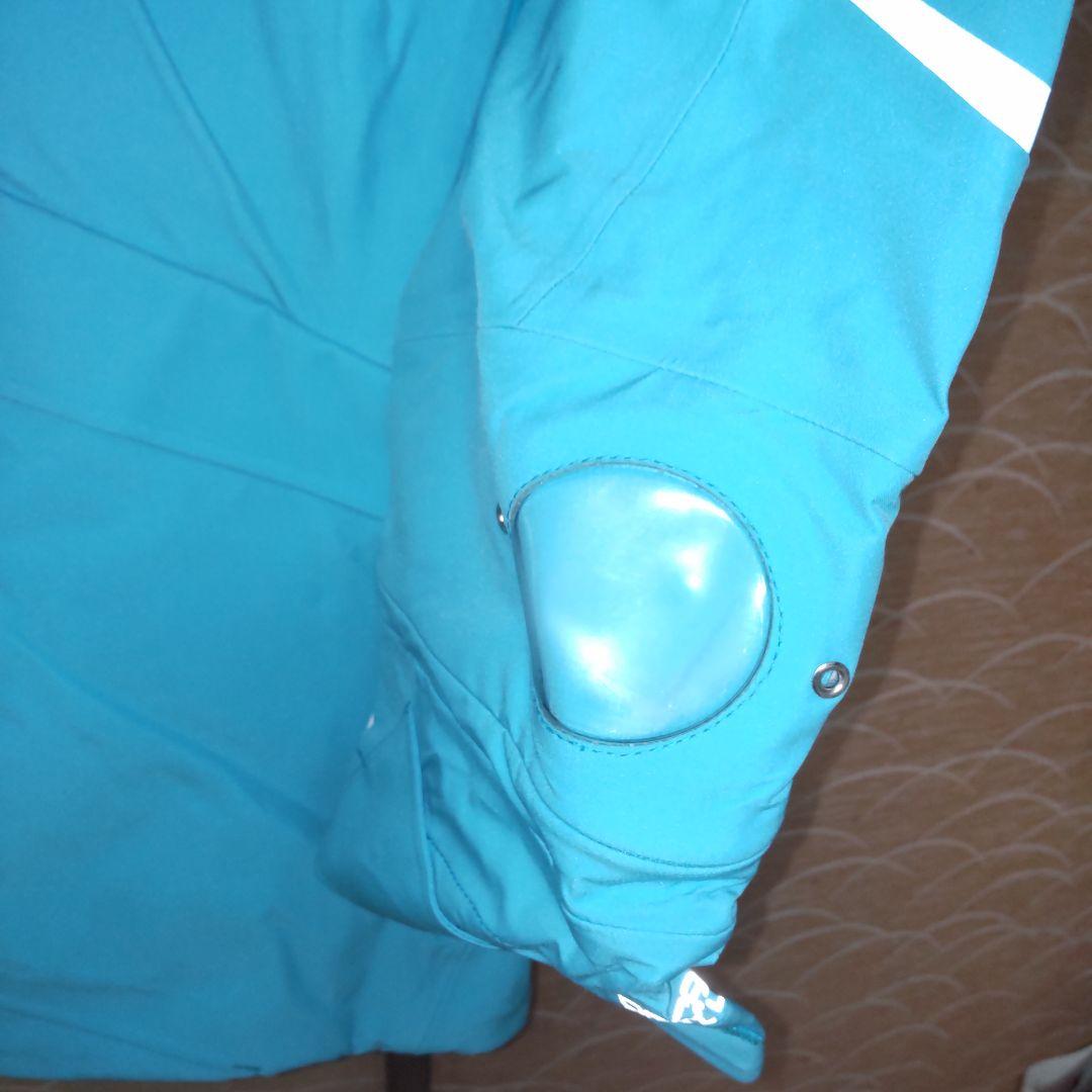 新品タグ付き 
Phenix  Black Poxder 3L Jacket