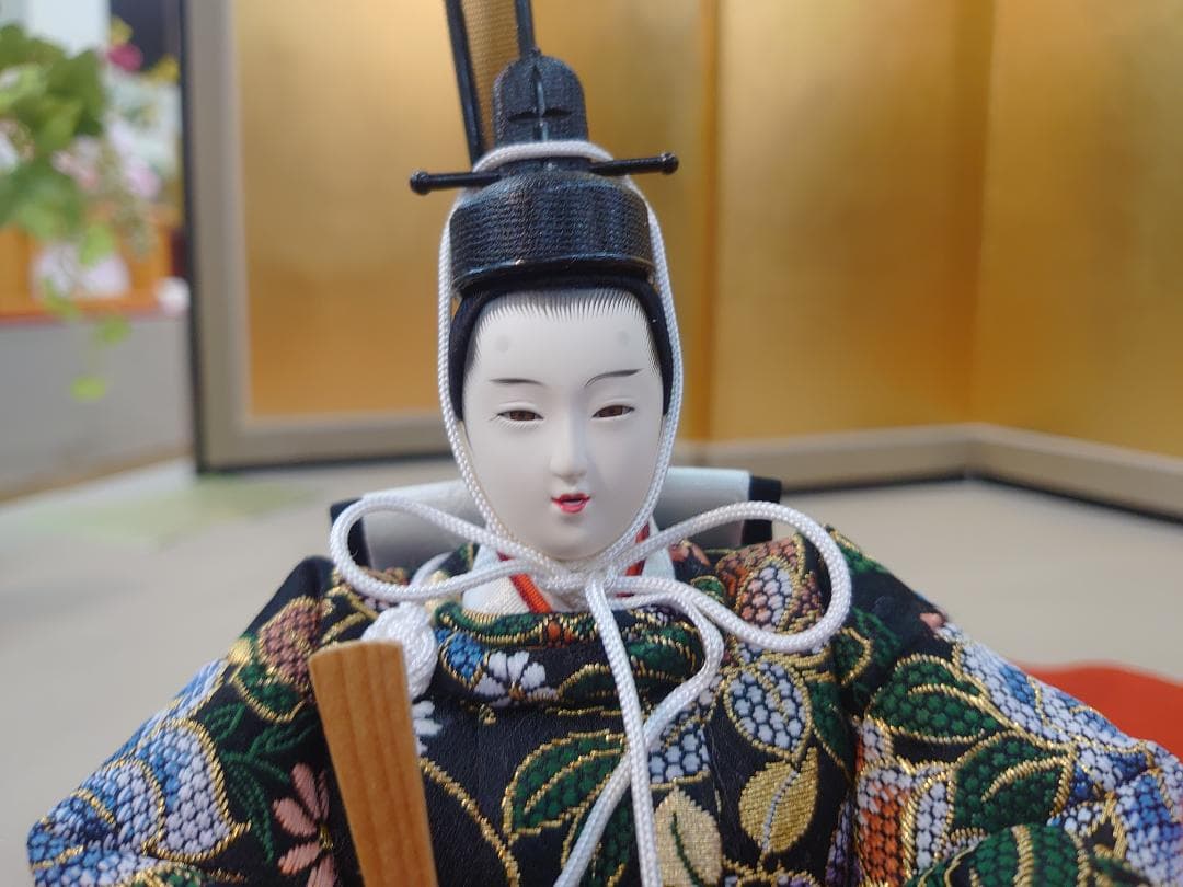 ●新品●　おひなさまセット　金襴衣装とお道具のセット