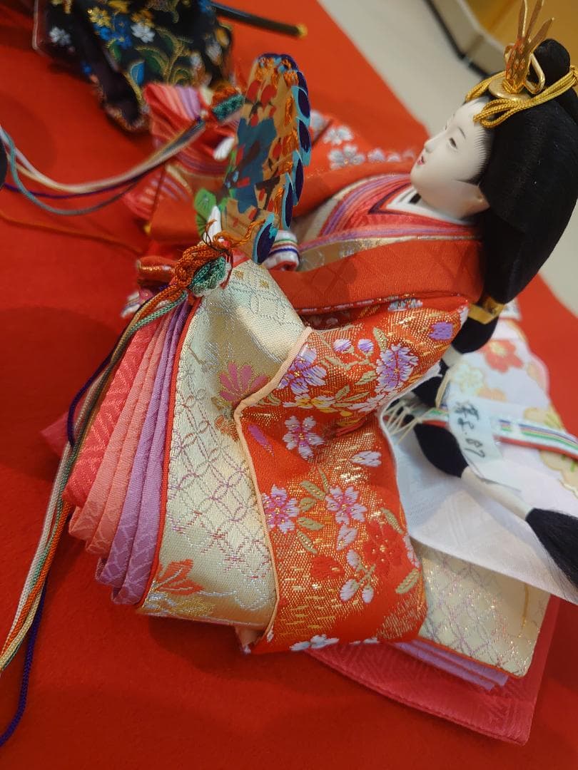 ●新品●　おひなさまセット　金襴衣装とお道具のセット