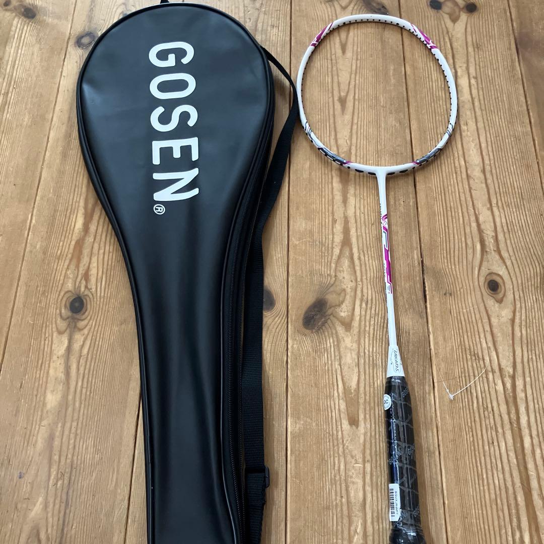 GOSEN ゴーセン　ジュニア　バドミントンラケット　新品未使用　グラビタスX