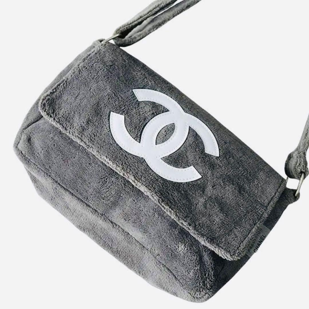 CHANEL シャネル ミニバッグ ポーチ チャコールグレー×ホワイト
