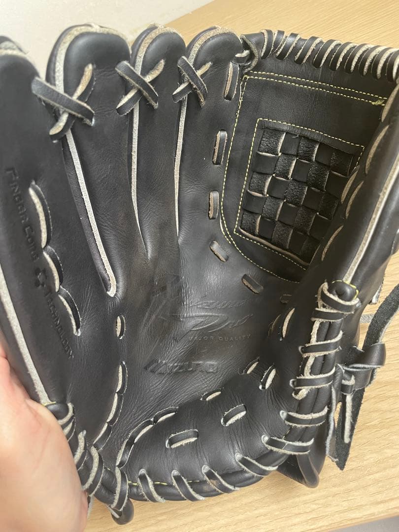 再お値下げMizunoPro硬式グローブ 左投げ用黒