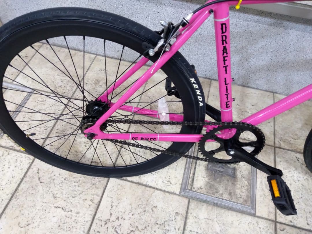 桜の季節♪ SE BIKES ピストバイク ピンク セレッソ ヴィクトリーナ