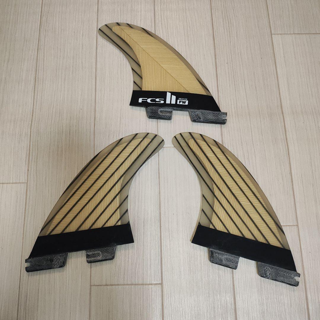 FCS II FW サーフボードフィン Medium