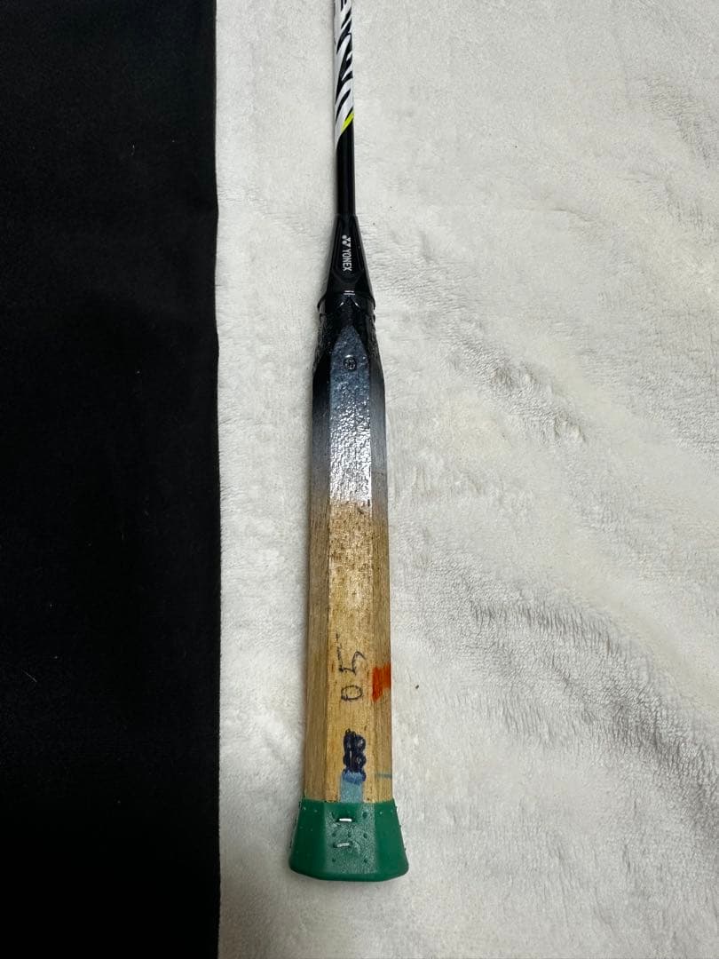 YONEX バドミントンラケット ラストロクス 99ゲーム