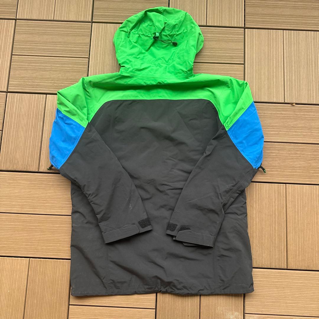 Burton【ak】スノーボードウェア　medium