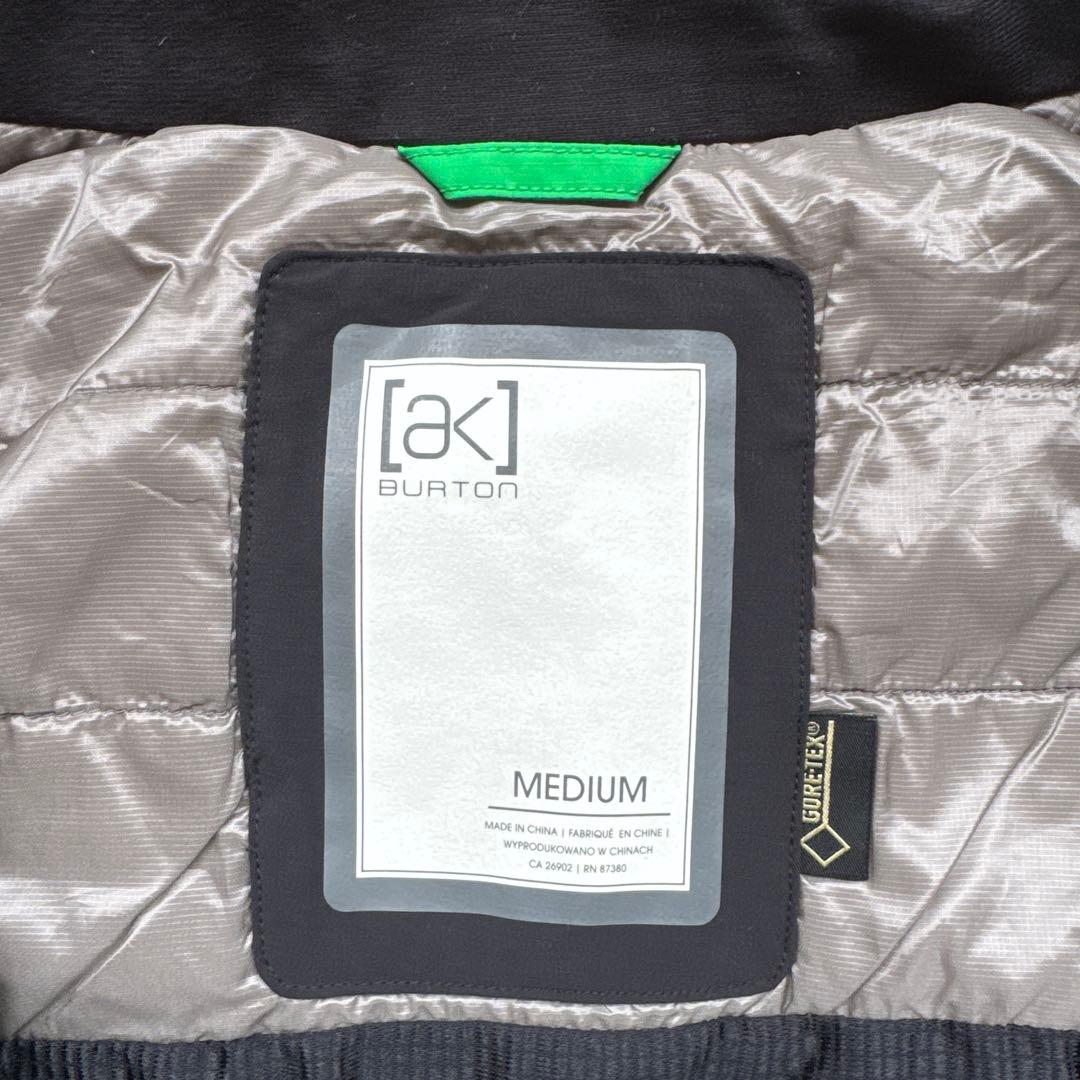 Burton【ak】スノーボードウェア　medium