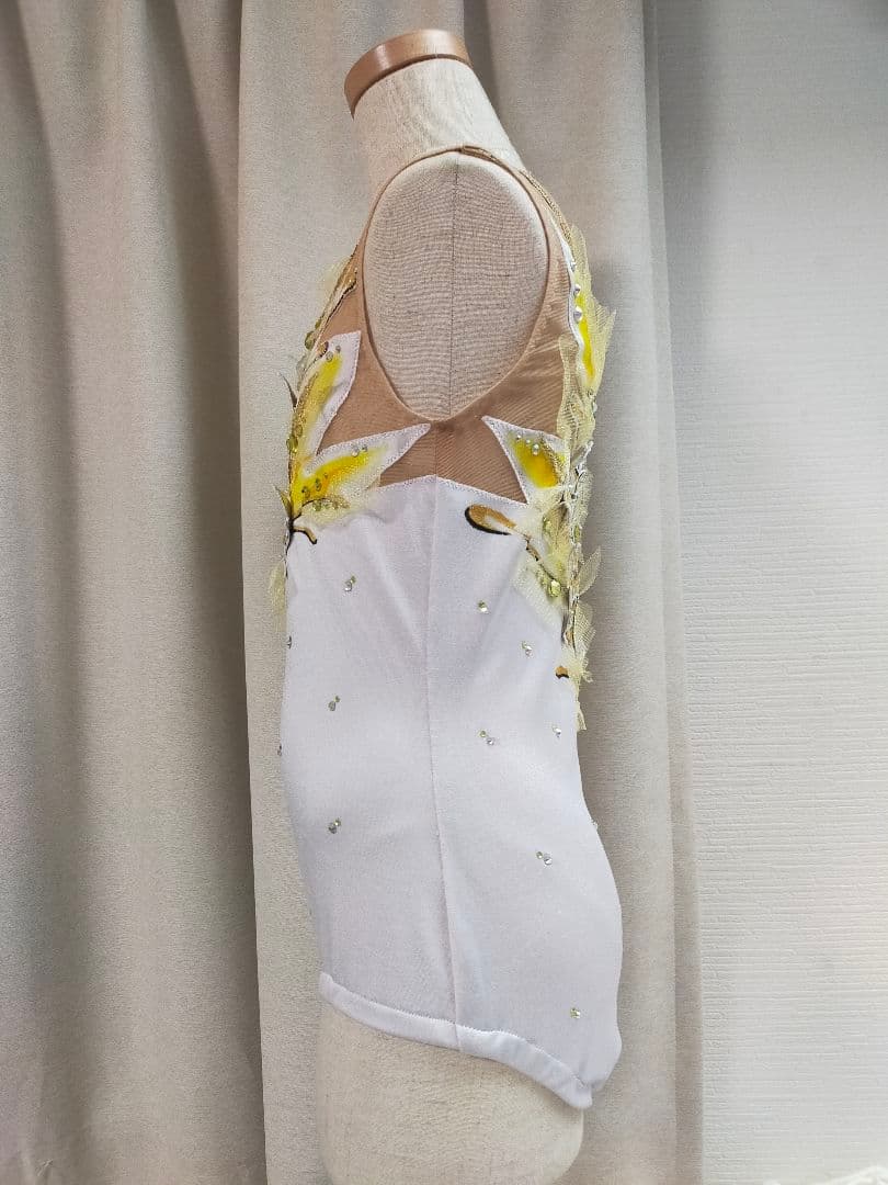 【訳あり半値以下】女子バトン衣装130cm☆ホワイト×ゴールド