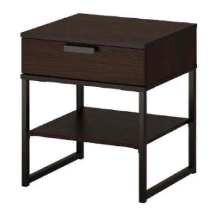 ベッドフレーム、棚 (ikea)