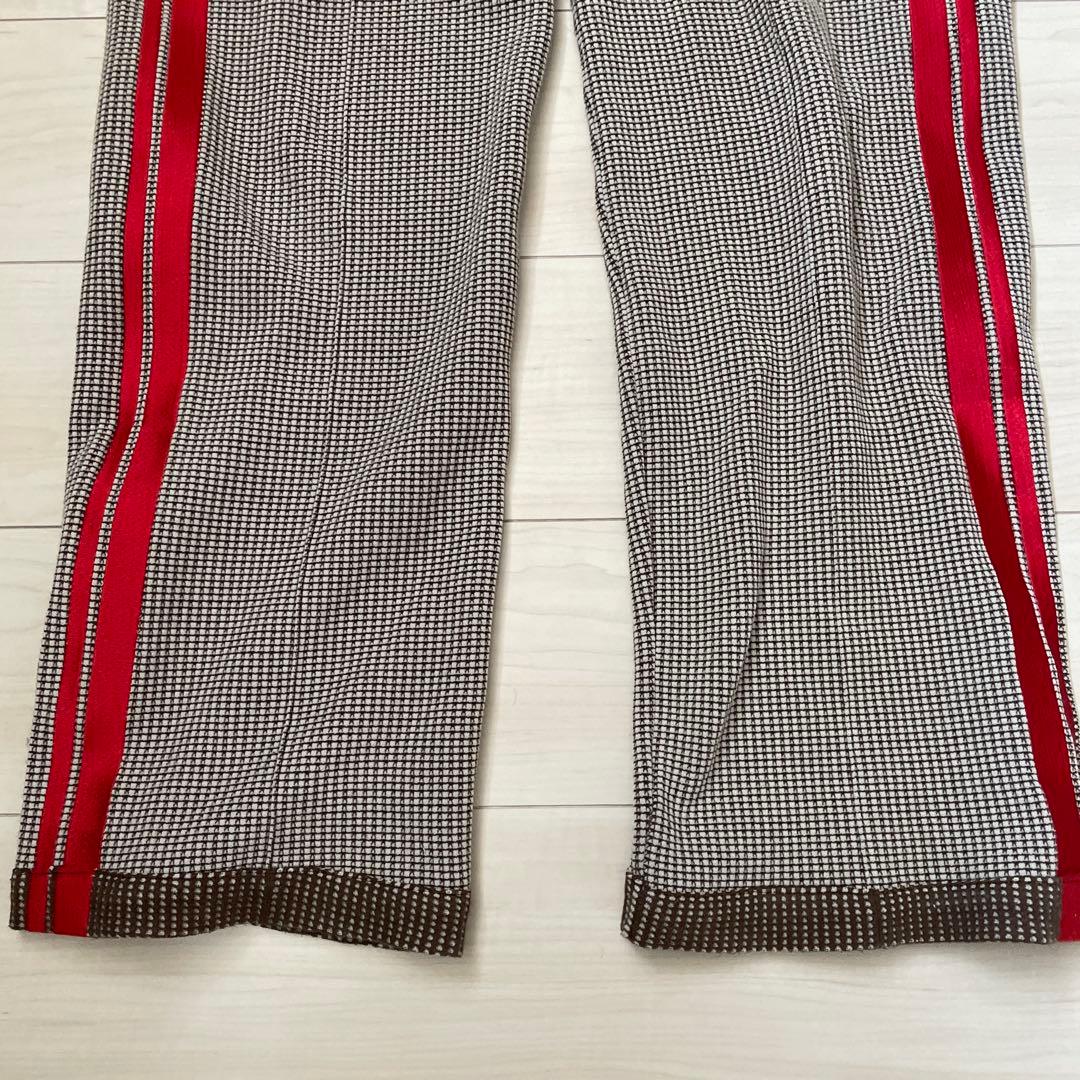 オニツカタイガー TRACK TOP / TRACK PANTS Mですが大きめ