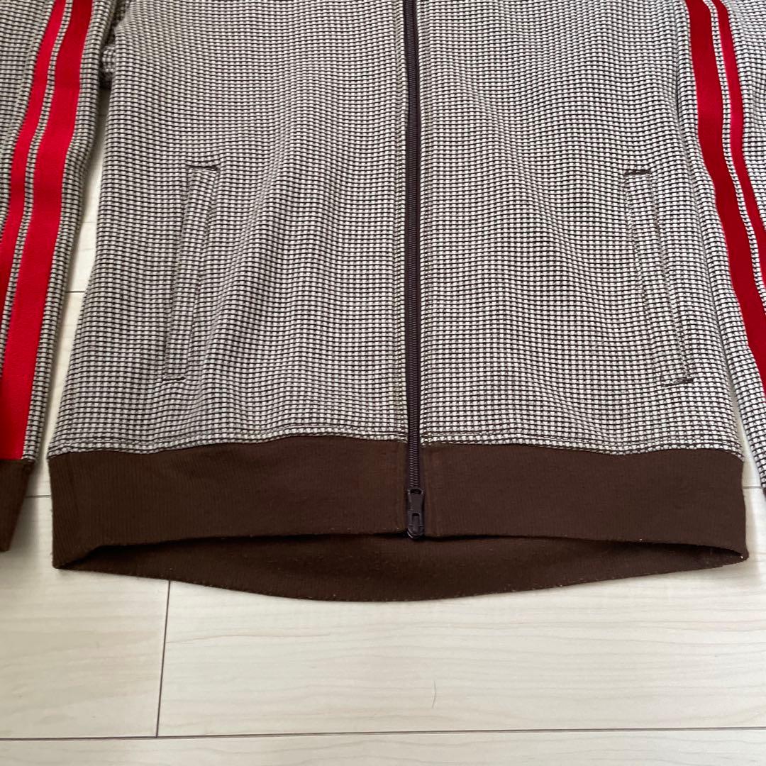 オニツカタイガー TRACK TOP / TRACK PANTS Mですが大きめ
