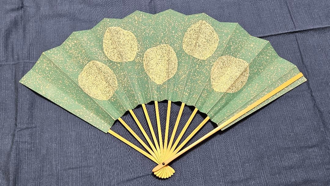 緑地 散らし銀 五星 能楽金春流仕舞扇 32cm[0429-04]