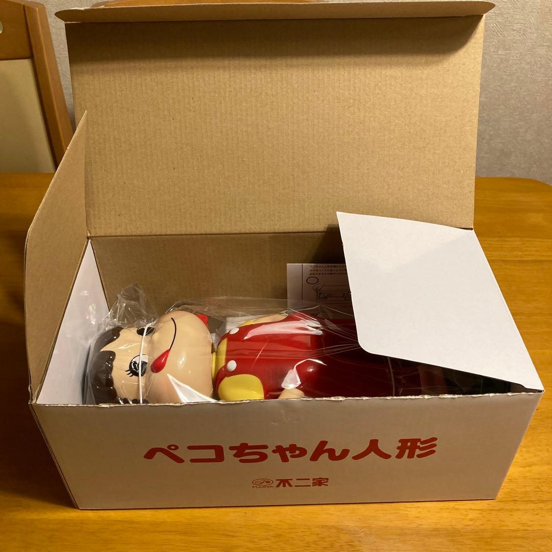 首ふりペコちゃん人形